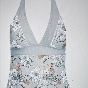 VENUS Gray and White Bikini Swimwear